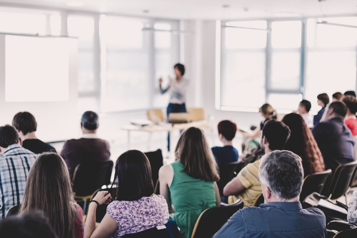 Como deve ser a decoração para eventos corporativos